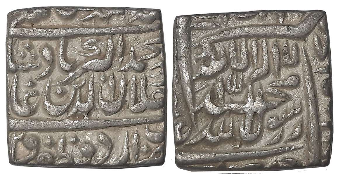 Akbar, Silver Square Rupee, 11.37g, “Kalima” type, Urdu Zafar Qarin Mint (KM# 82.8). Extre