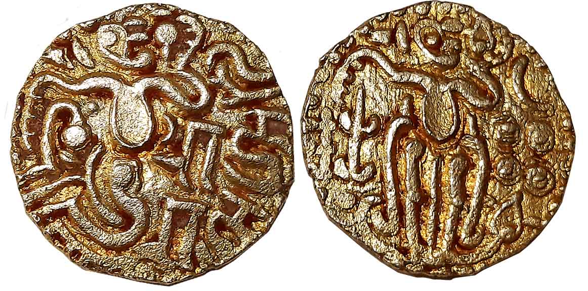 Ceylon Chola, Anonymous, Gold Kahavanu, 4.12g, Obv: King seated facing right, Devnagari le
