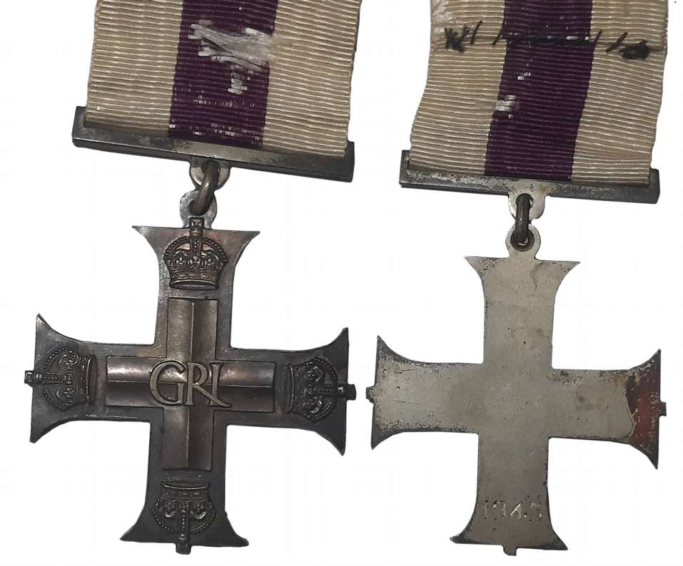 Military Cross (MC), GVI,Silver Medal, 2nd World War, Ornamental Silver cross with straigh