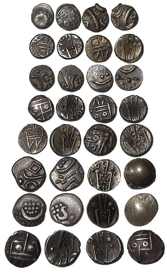 Vira Raya types, Silver Fanams (16), Various types. Fine to very fine. 16 coins.