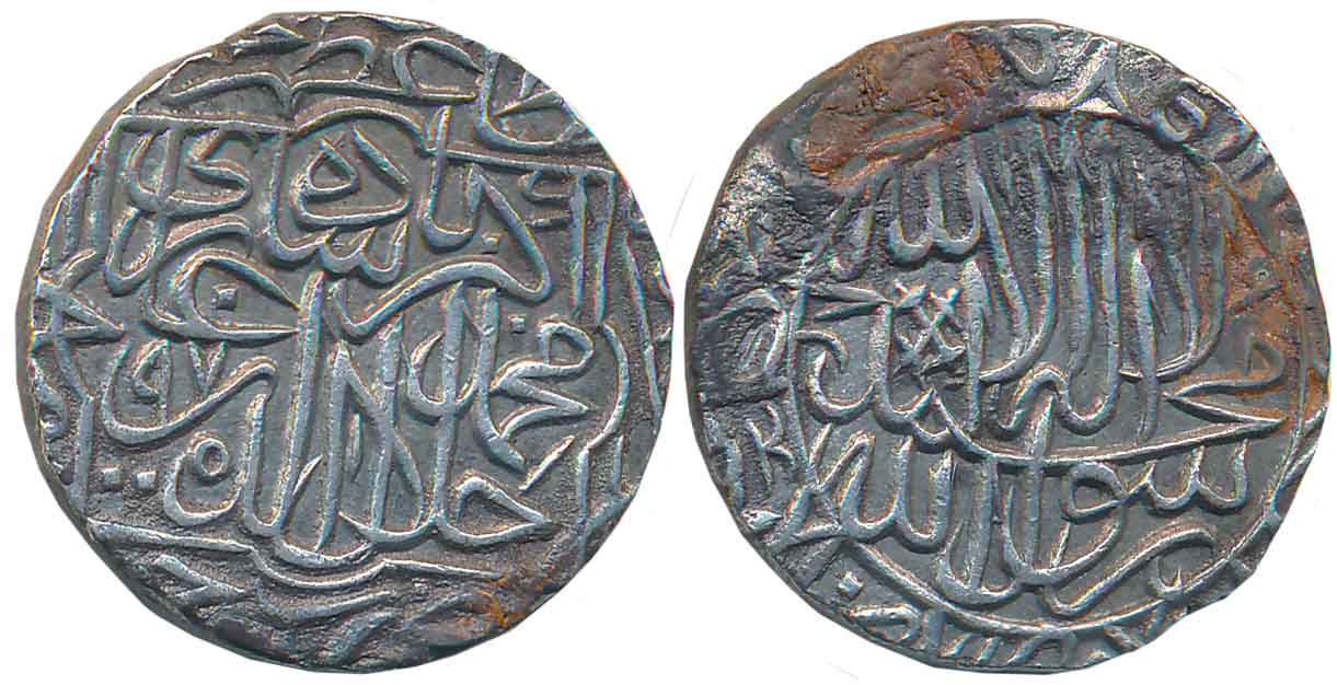 Akbar, Silver Rupee, 11.35g, “Kalima” type, Hazrat Delhi Mint, AH 975 (KM# 80.70). Very fi
