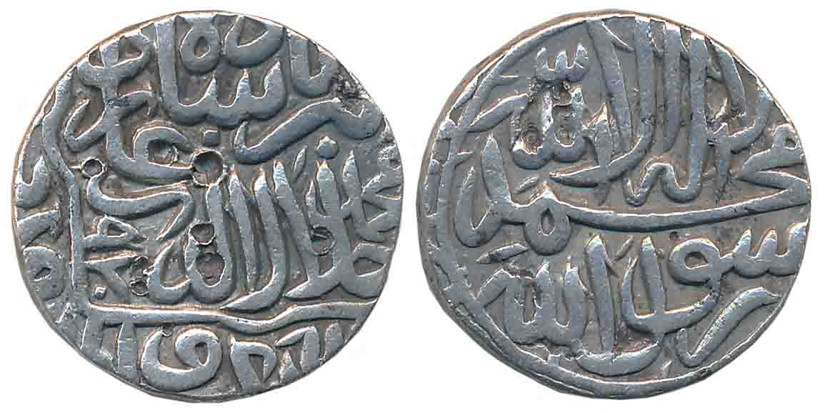 Akbar, Silver Rupee, 11.26g, “Kalima” type, Agra Mint, AH 970 (KM# 80.1). Very fine.