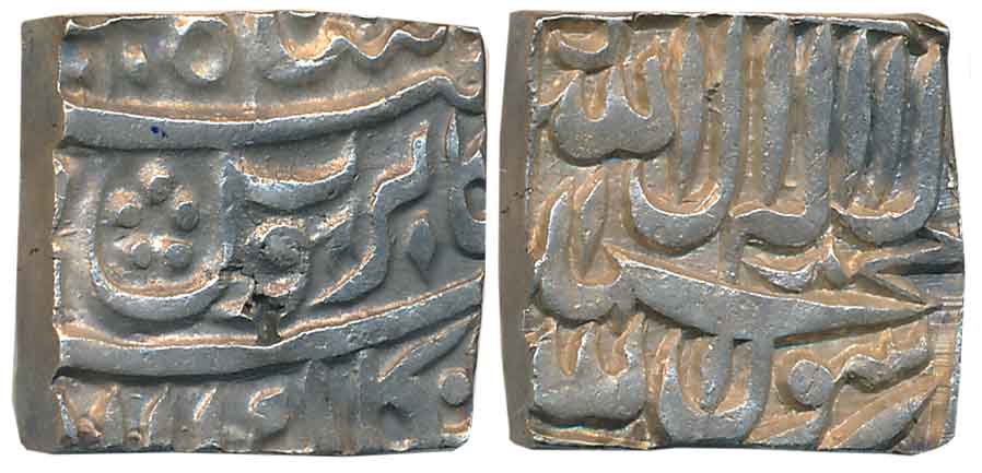 Akbar, Silver Square Rupee, 11.27g, “Kabe Roshan” couplet, Bangala Mint (KM# 86.1). Very f