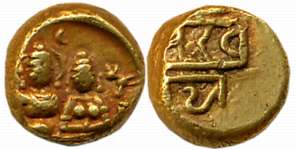 Vijaynagar Empire, Devaraya I, Gold Varaha- Hon, 3.40g, Obv: Lord Vishnu seated in Padmasa