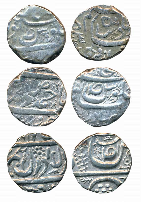 Silver Rupees (3),10.75g, 10.72g, 9.75g. Fine to very fine. 3 coins.