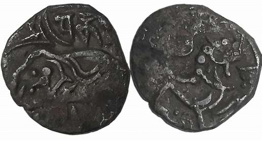Hindu Shahis, Vakkadeva, Copper, 2.19g, Obv: Elephant to left, Sharada legewnd Shri Vaka(d