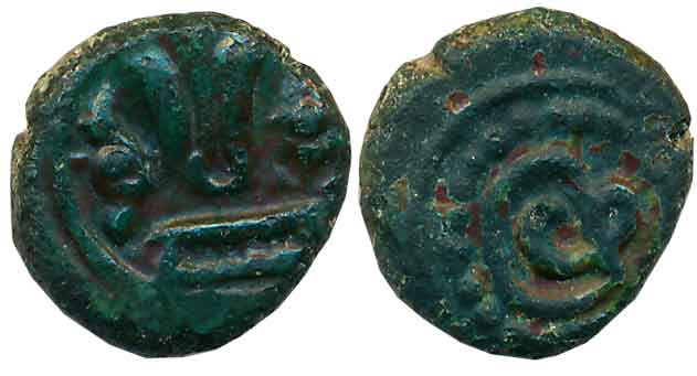 Nayakas of Tanjore, Copper, 2.43g, Obv: Vaishnavita symbol in center, Tortoise on both sid