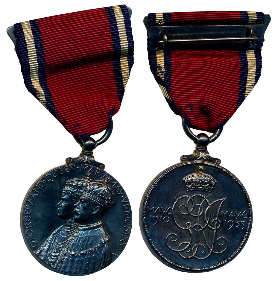 George V and Queen Marry Silver Jubilee Medal, Silver, 32.47g, Obv: Conjoined bust of Geor