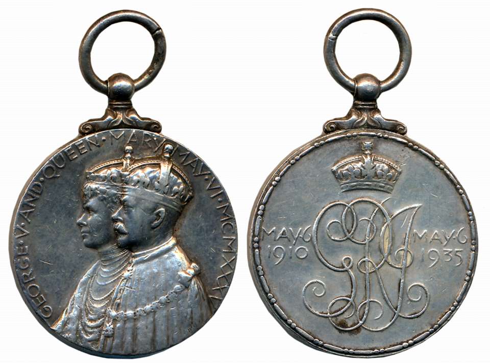 George V and Queen Marry Silver Jubilee Medal, Silver, 30.05g, Obv: Conjoined bust of Geor