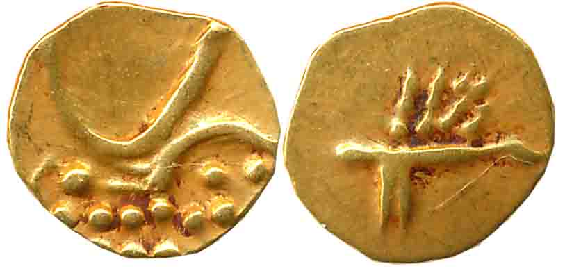 Hoysalas of Dwarasamudra, Gold Fanam, 0.39g, Obv: Lion to right crescent above, Rev: Boar 