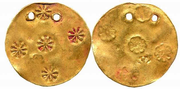Kadambas of Hangal, Anonymous, Gold Gadyana, 4.23g, Obv: 5x Lotus punches with 4 of them s