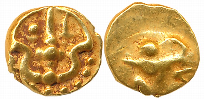 Shilaharas of Kolhapur, anonymous, Gold Double Fanam, 0.79g, Obv: An ornate Trident, Rev: 