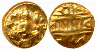 Vijaynagar Empire, Devaraya I, Gold Varaha- Hon, 3.40g, Obv: Lord Vishnu seated in Padmasa