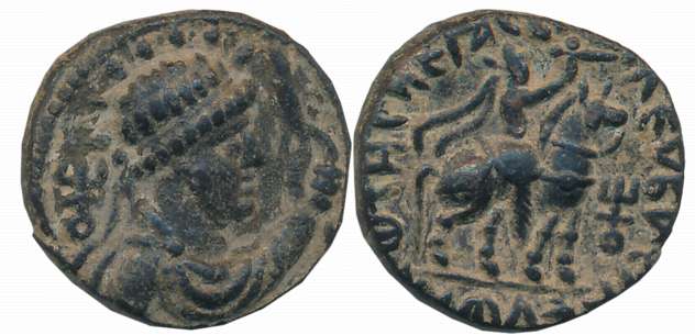 Kushans, Soter Megas, Copper, 8.21g, Obv: Radiate diademed bust of king to right, Rev: Kin