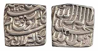 Akbar, Silver Square Rupee, Bangala Mint, AH 1010, Roshan couplet (KM 36). Very Fine+, Sca
