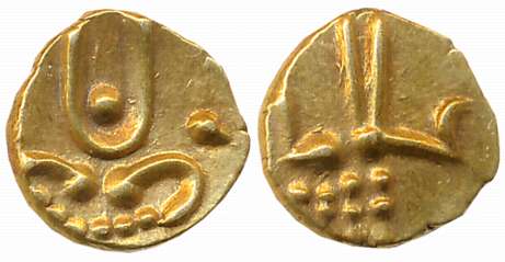 Hoysalas of Dwarasamudra, Anonymous Gold Fanam, 0.39g, Obv: Lion to right crescent above, 