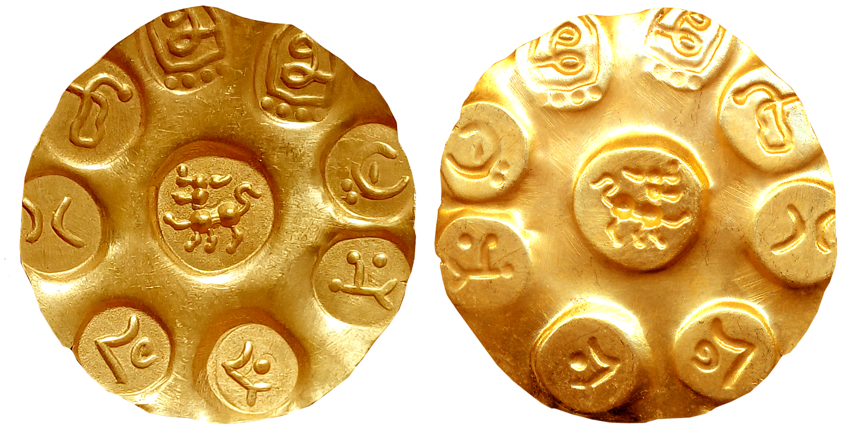Chindaka Nagas, Someshvaradeva, Gold Gadyana, 3.80g, 33mm, Bracteate repousse Uniface, 8X 