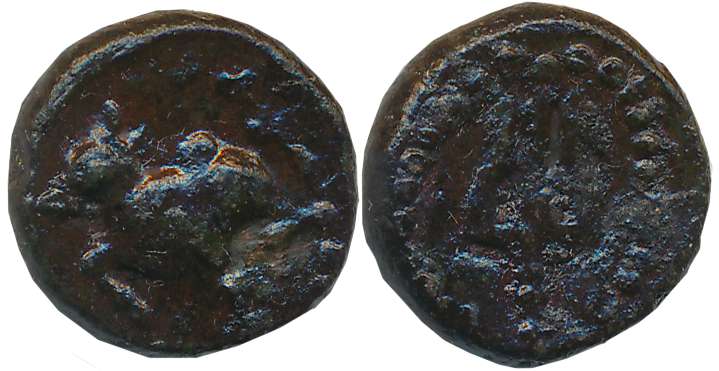 Vijaynagar Feudatories?, Copper, 3.54g, Obv: Seated Bull facing left, Rev: Trishul- Triden