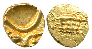 Malabar Cost, Veera Raya, Gold Fanam, 0.38g, Obv: Stylized Lion, cresent above, Rev: Styli