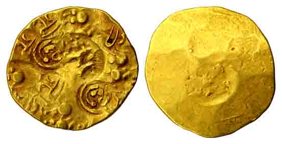 Chalukyas of Kalyan, Gold, Pagoda, punch-marked type, Unifaced, Garuda in the central punc