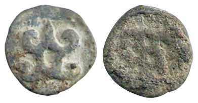 Anadas of Karwar, Lead, 4.58 g, anonymous, typical hill on obv, a Shrivatsa on rev. Fine, 