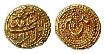 Tipu Sultan, Gold, Pagoda, Patan Mint, AM 1215/5, Persian he on rev (cf KM 129). About Ext