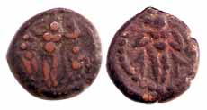 Nayakas of Madura, Copper, Cash, King standing with two of his attendants on either side o