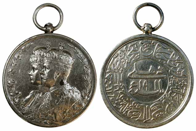 George V, Delhi Durbar Medal, Silver, conjoined busts of King George V and the Queen on ob