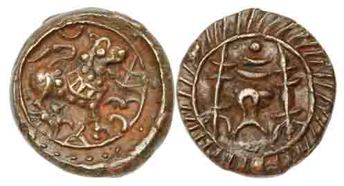 Vishnukundin, Copper, 9.40 g, 7th century AD, Lion type with a conch shell in a decorated 