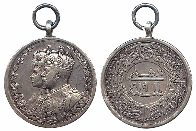 Delhi Darbar Medal, Silver, conjoined portraits of George V and Queen Marry to left o on o