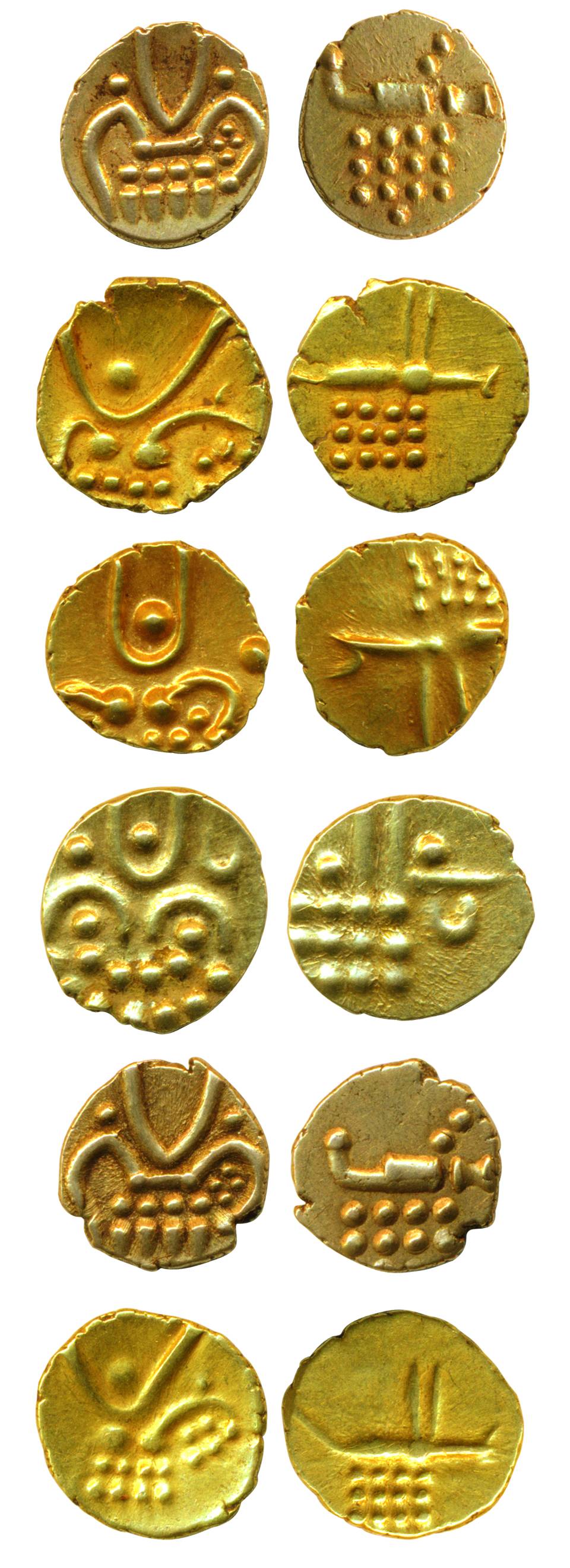 Gold (6), Fanam, Vira Raya Fanam type with the rev having a tiger and dots, anonymous.Extr