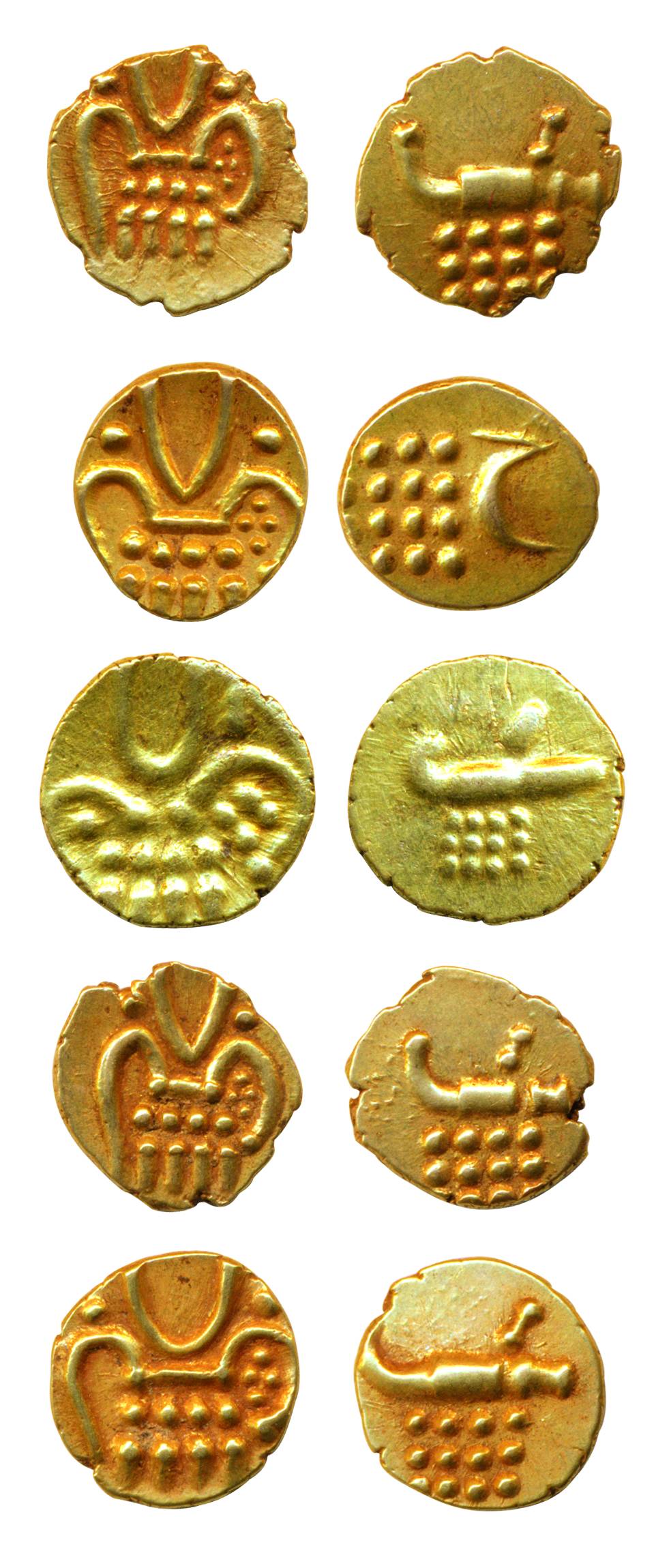 Gold (5), Fanam, Vira Raya Fanam type with the rev having a tiger and dots, anonymous.Extr