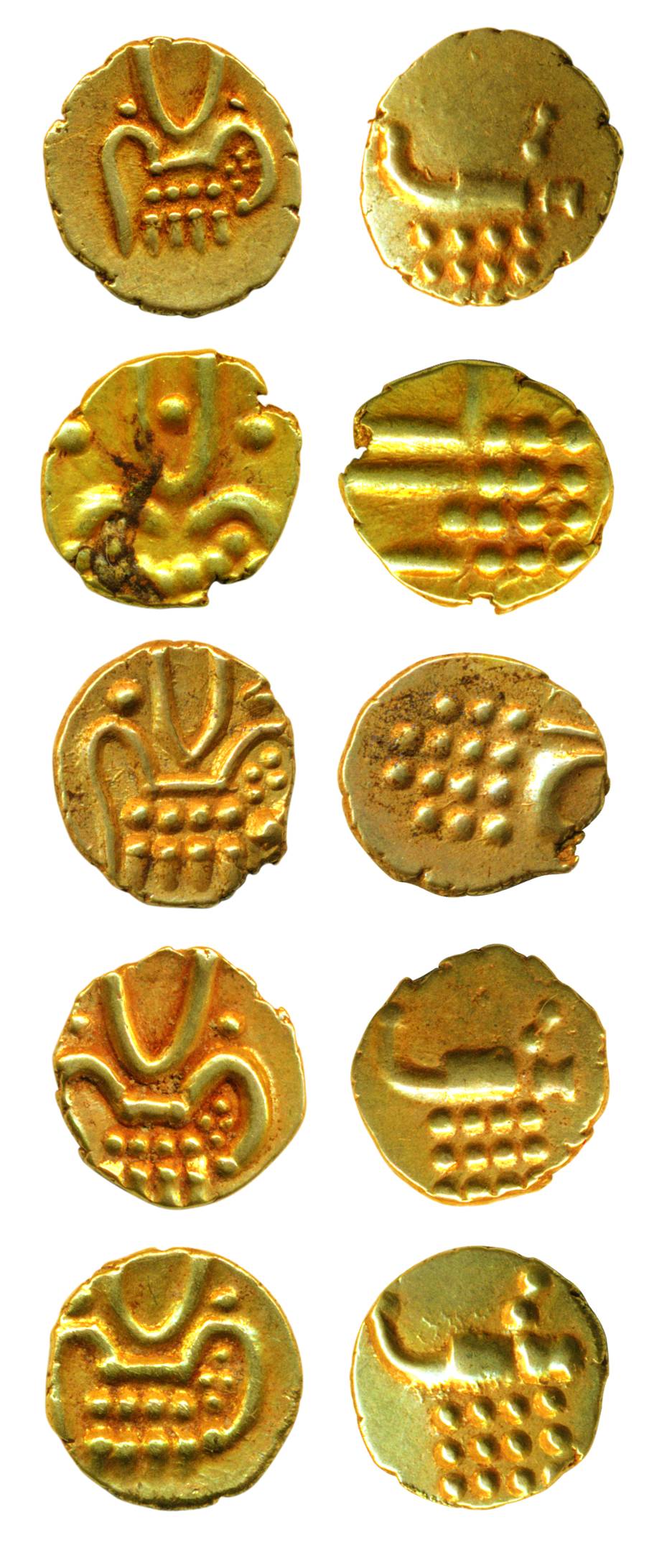 Gold (5), Fanam, Vira Raya Fanam type with the rev having a tiger and dots, anonymous.Extr