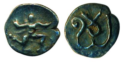 Vijayanagar Empire, Bukka Raya, Silver, 0.23 g, Fanam, a Garuda running to right on obv, i