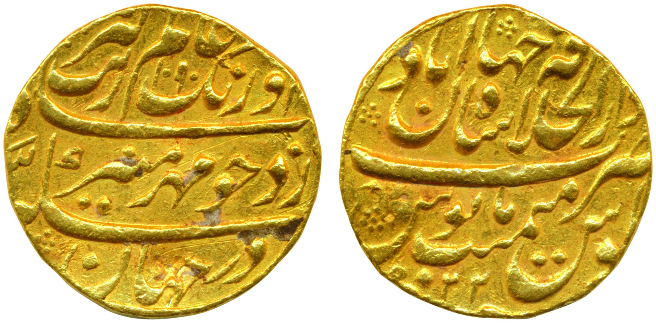 Aurangzeb, Gold, 10.90 g, Mohur, Shahjahanabad, Dar ul Khilafat mint, mint name at top on 