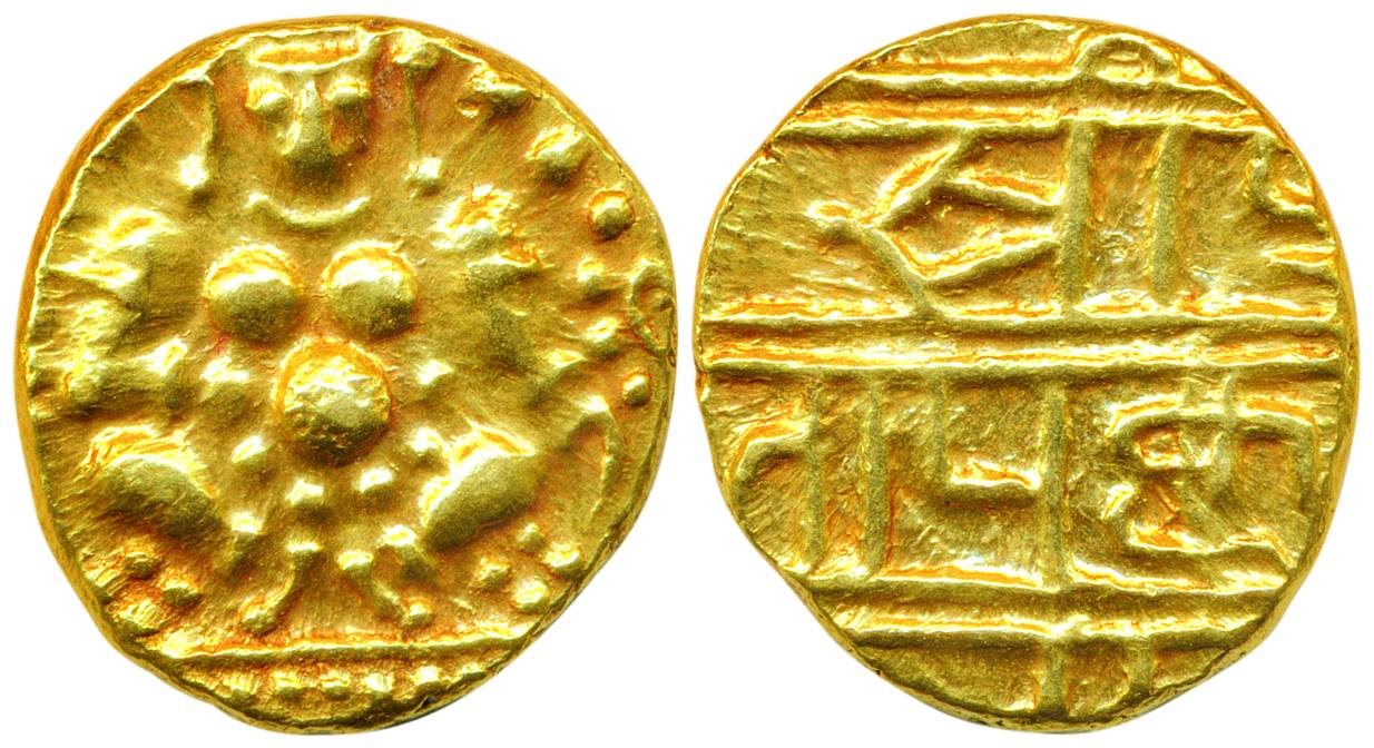 Nayakas of Chitradurga, Gold, Durgi Pagoda, seated Krishna on obv., Nagari legend in the n