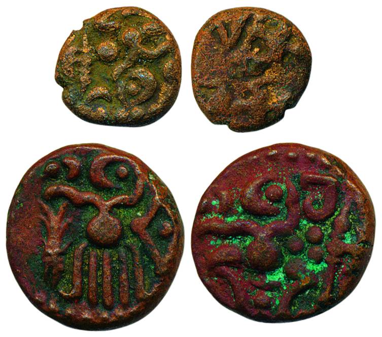Venad Chera, Copper (2), obv. Inverted fish beside the standing figure-indicating victory 