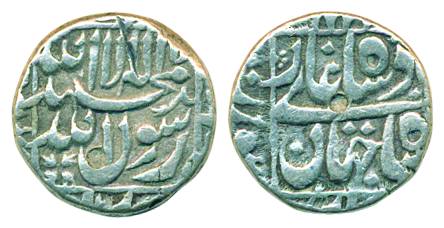 Shah Jahan, Silver ½ Rupee, 5.67g, Surat Mint, square area type, mint name in left margin 