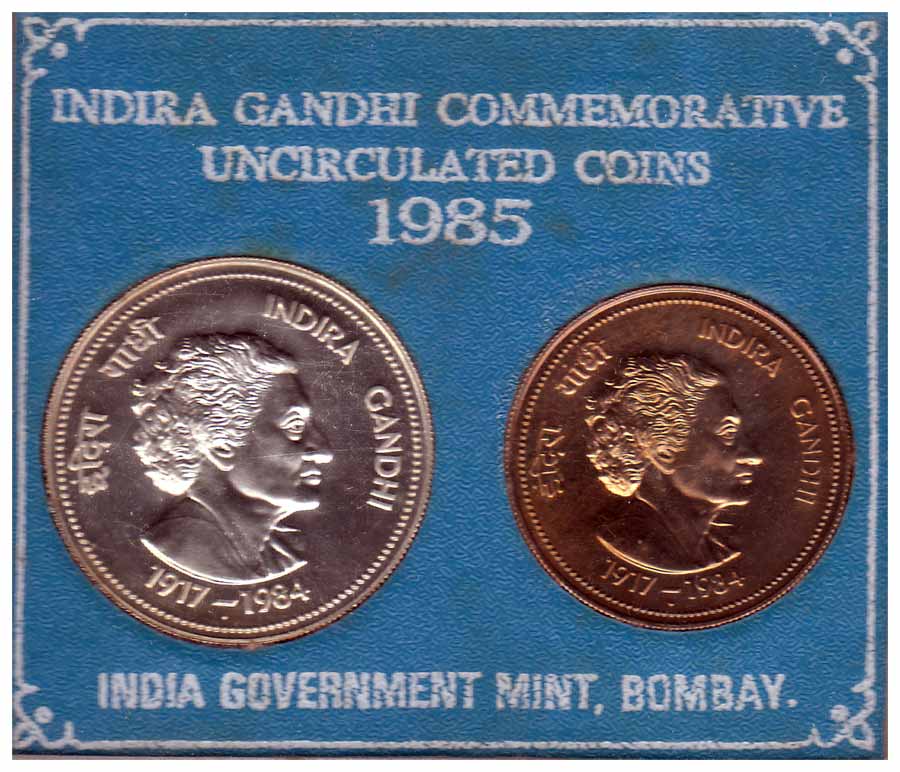 UNC Set of 1985, Indira Gandhi, Rs. 20 & 100, Bombay Mint. Packed in plastic casing. The o