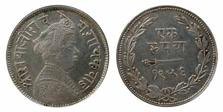 Sayaji Rao III, Silver, Rupee, Small Flan type, VS 1956 (KM 36a). A Very Rare date, Very F