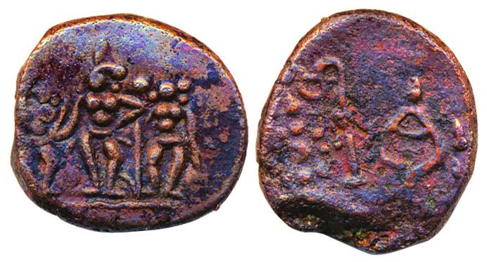 Nayakas of Tanjore, Mannargudi, Copper, 2.55g, Obv: King with consorts, Rev: lamp flanked 