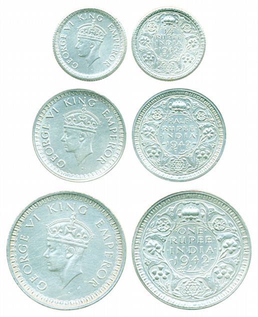George VI, Silver (3) Rupee, ½ Rupee and ¼ Rupee, 1942. Very fine, scarce. 3 coins.
