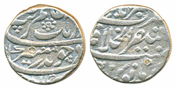 Aurangzeb, Silver Rupee, 11.26g, Mustaqir ul Khilafat Akbarabad Mint (KM# 300.6). Very fin