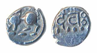 Yadavas of Devgiri, Silver, 0.23g, Obv: Lion to left, Rev: Devnagari legend. Very fine, sc