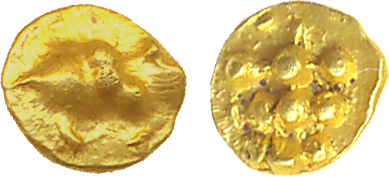Chalukyas of Badami, anonymous gold fractional Fanam, 0.10g, Obv: Boar to right, Rev: Styl