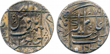 Aurangzeb, Silver, Rupee, 11.61gJunagadh mint, square-area Alamgir type, AH 1082, mint nam