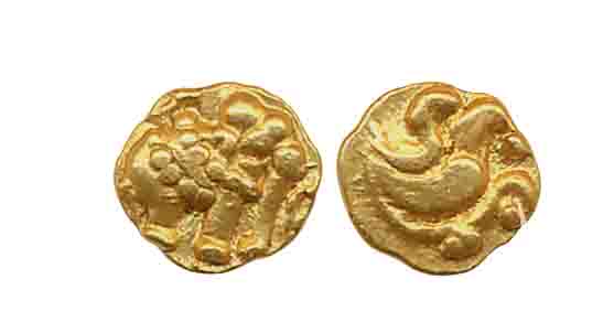 Western Gangas, Gold, ¼ Fanam, 0.10g, Obv: Stylise Elephant to right, Rev: Scroll. Very fi
