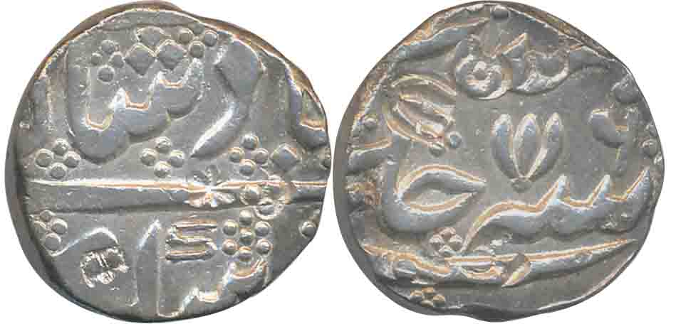 Silver Rupee, 11.47g, Arkat Mint, in the name of Alamgir II, Frozen RY 6, open Lotus(KM# 3
