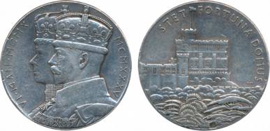 George V and Queen Mary, “Silver Jubilee Domus Medal 1910-1935”, Silver, Obv: Conjoined bu