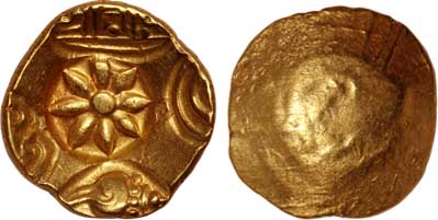Yadavas of Devgiri Ramachandra Gold Padam Tanka 3.80g Uniface Lotus in centre+ Sri x 2 + c